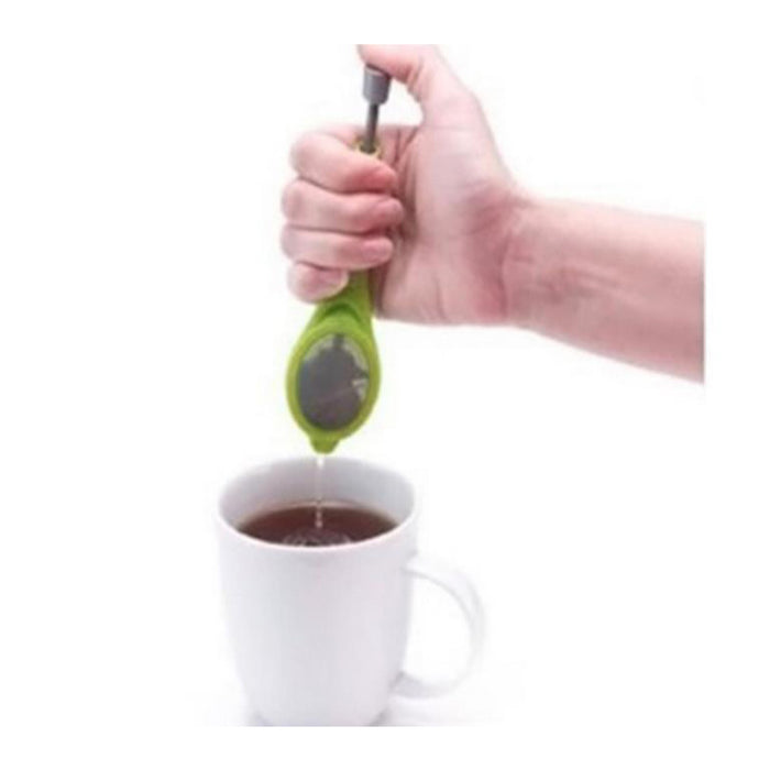 Built-In Plunger Tea And Coffee Strainer